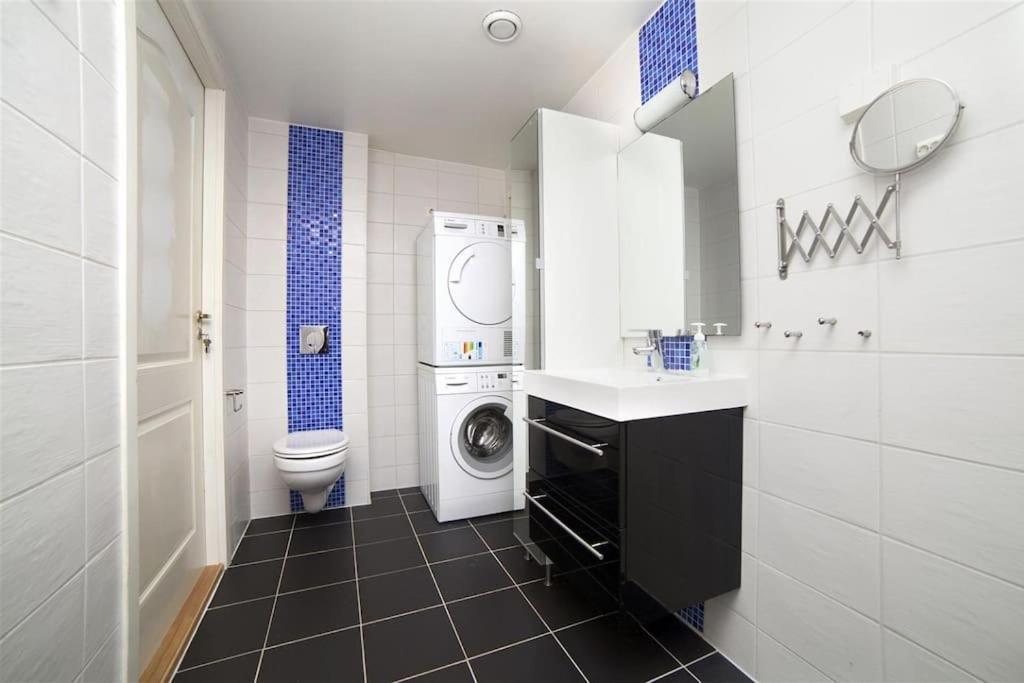 Spacious Waterfront Apartment With Free Parking - Upgraded 2024 Stavanger Exterior foto